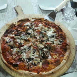 Pizza 4 Estaciones