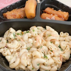 codito de pasta con platanos maduros