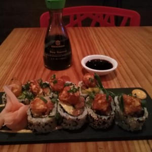 Aki Tuna Roll