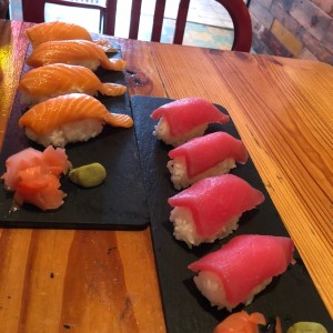 nigiri de salmon y atun