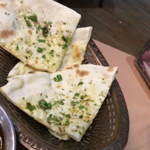 garlic chilli naan