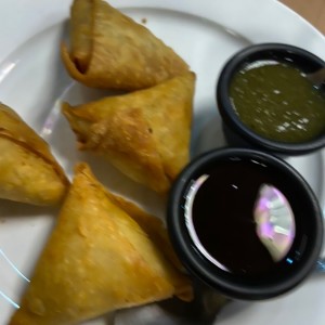 26. Samosas de Pollo