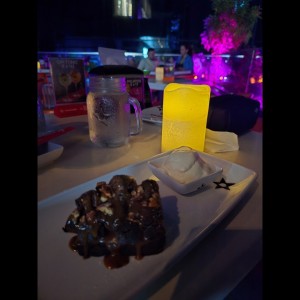 Brownie de Chocolate con Caramelo