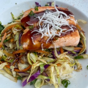 Ensalada Daidai de Salmon