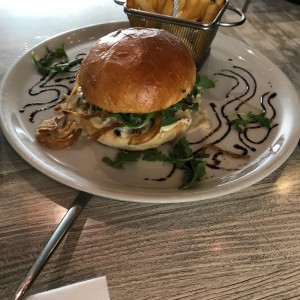 carbonara burger