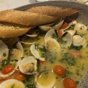 Vongole a la Pescatora