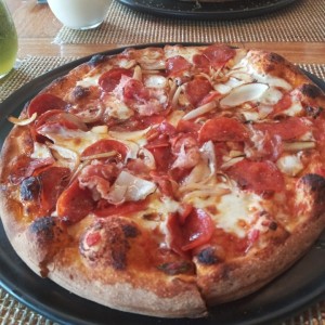 Pizza Mediterranea