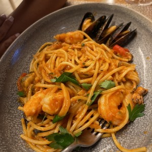 Spaguetti frutos del mar