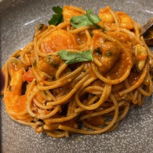 Pasta integral de camarones