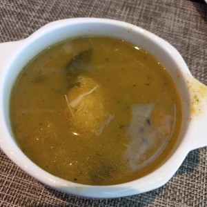 Sopa de pollo