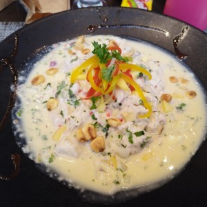 ceviche peruano con mango 