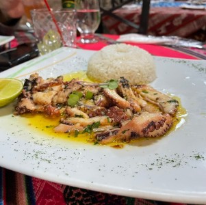 Pulpo al Ajillo