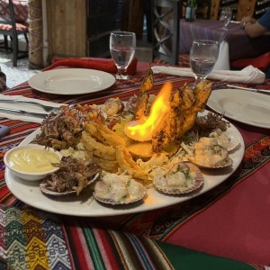 Piqueo Especial De Mariscos Nazca 21