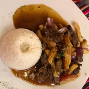 saltado de res