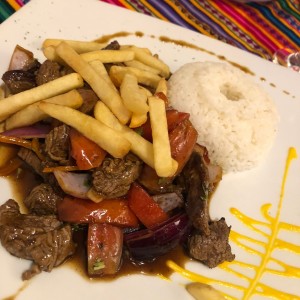 Lomo Saltado