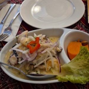 Ceviche mixto