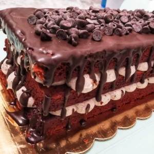 ? Cake de Red velvet con oreo ?