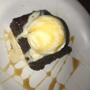 brownie con helado 