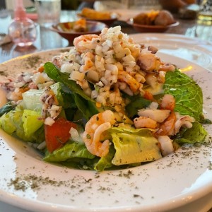 Ensaladas - Ensalada de Mariscos