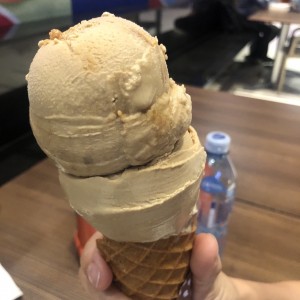 Coffe and areqipe ice cream 