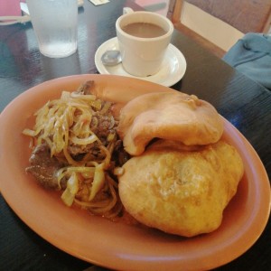 Desayuno - Bistec Encebollado