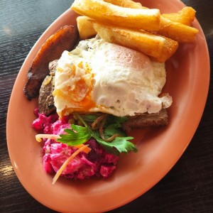 Bistec Encebollado