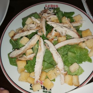 ensalada cesar de pollo