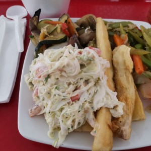 Ensaladas y yuca