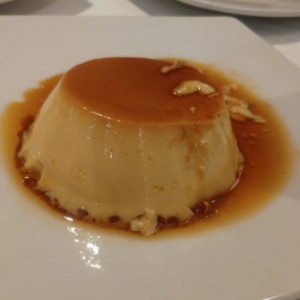 Flan de la casa 