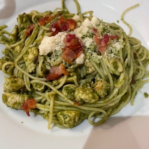 Chicken pesto pasta