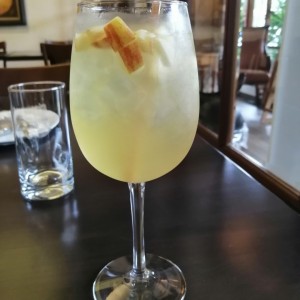 Sangria blanca 