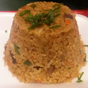 yakimeshi de carne