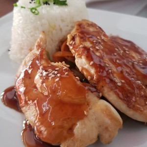 Platos Calientes - Pollo Teriyaki