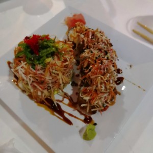 Tribu Roll y Ensalada Kani