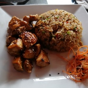 Arroz Yakimeshi 