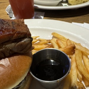 FRIDAYS SIGNATURE WHISKEY-GLAZED BURGER