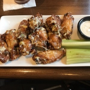 Spicy Garlic & Parmesan Cheese Wings