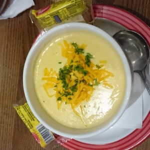 Sopa de Brocoli & Queso