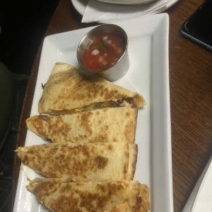 Appetizers - GRILLED CHICKEN QUESADILLAS