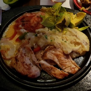 Sizzling Chicken & Shrimp $19.25