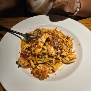 CAJUN SHRIMP & CHICKEN PASTA