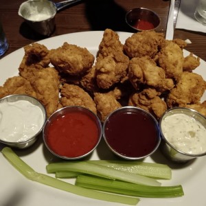 Appetizers - BONELESS