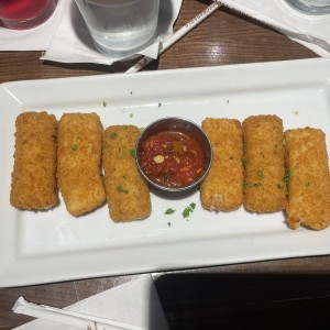 Appetizers - Fried Mozzarella