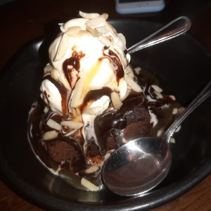 Brownie con Helado