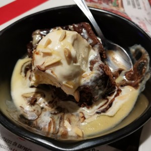 Brownie con Helado