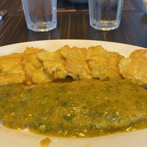 Filete de corvina a la Plancha, al Ajillo, a la Criolla o Apanada