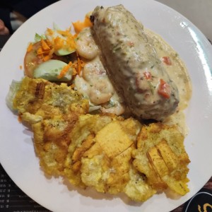 Filete de Corvina Rellena de Camarones