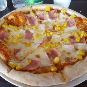 Pizza Hawaiana 