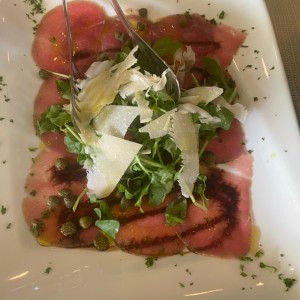 Carpaccio de res