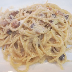 Spaguetti en salsa carbonara